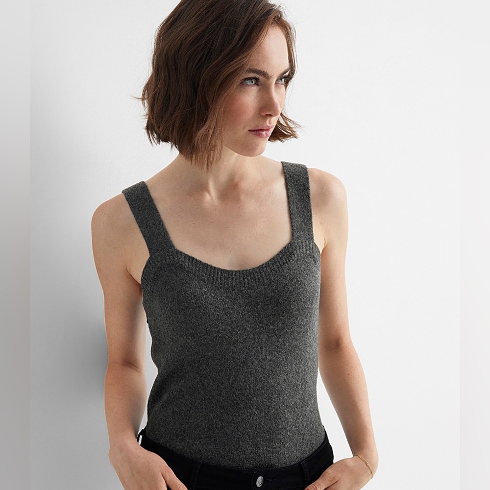 Simons Knit Sweater Tank - Picture 2 of 4